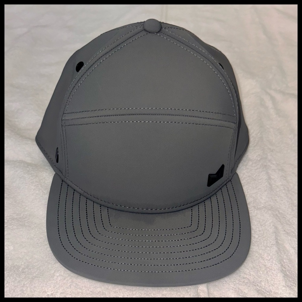 Melin🧢Trenches Infinite Thermal 🔥Size: Classic One Owner Lightly Worn Grey Black